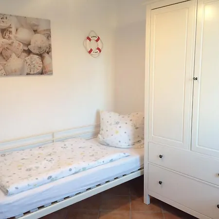 Apartment Stoertebeker 06-08 Kuehlungsborn